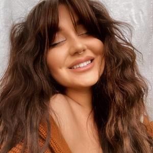 Meet your Posher, Jo-anny